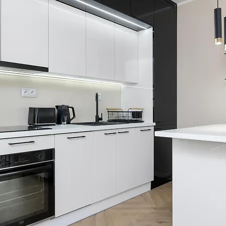 Grzegorzecka 69e Bright Near Centre