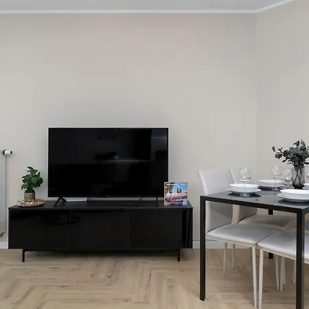 Апартаменты Grzegorzecka 69e Bright Near Centre